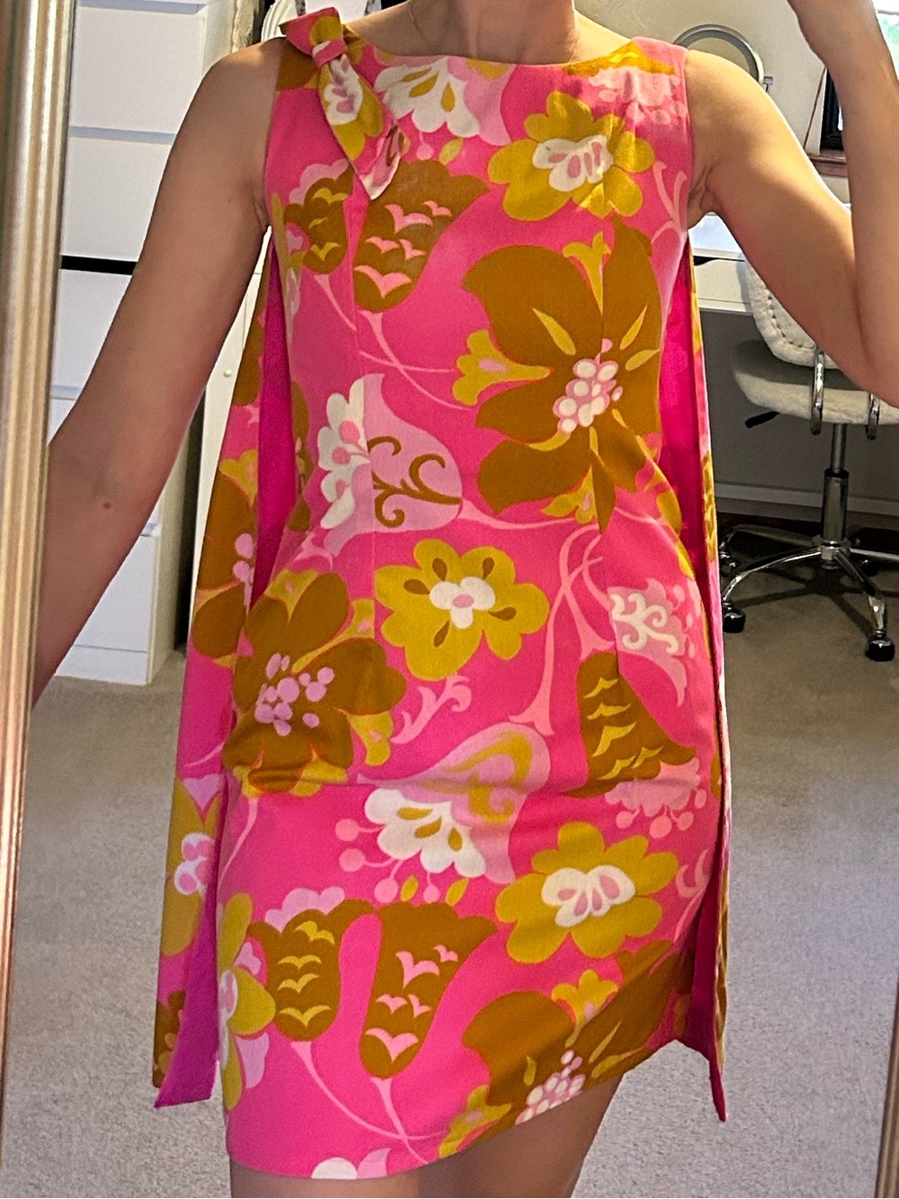 Vintage 1960’s Mildred’s of Hawaii Cape Dress
